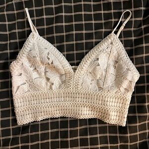 Love Tree Lace Bralette in Cream